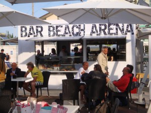  l'impianto e il bar Riccione Beach Arena 